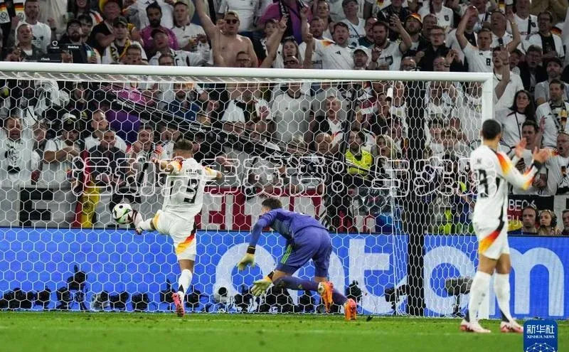 熊猫体育入口百度健康运动赛事英语：与实践